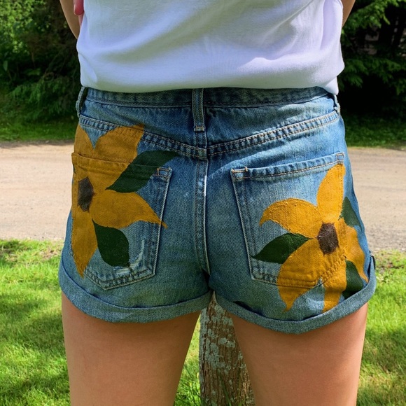 Old Navy Pants - HANDPAINTED SUNFLOWER BUM SHORTS